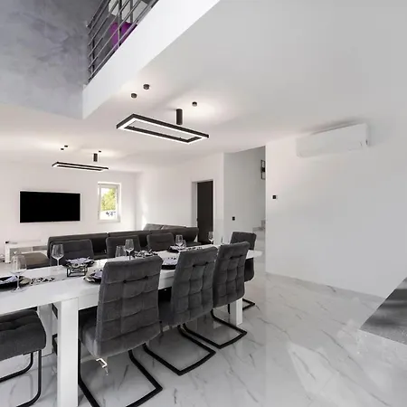 Luxury Colosseum * Šibenik