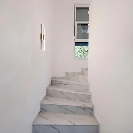 Luxury Colosseum Villa