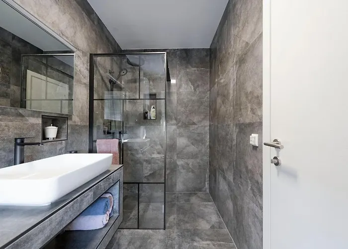 Luxury Colosseum Villa *