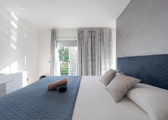 Luxury Colosseum * שיבניק