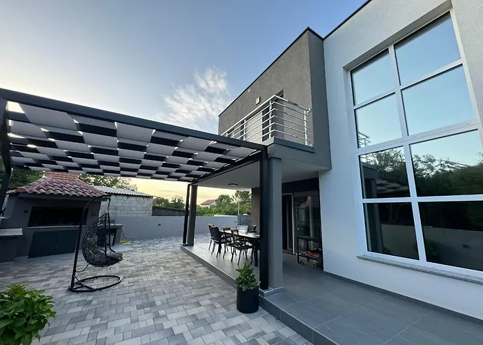 Luxury Colosseum Villa Šibenik