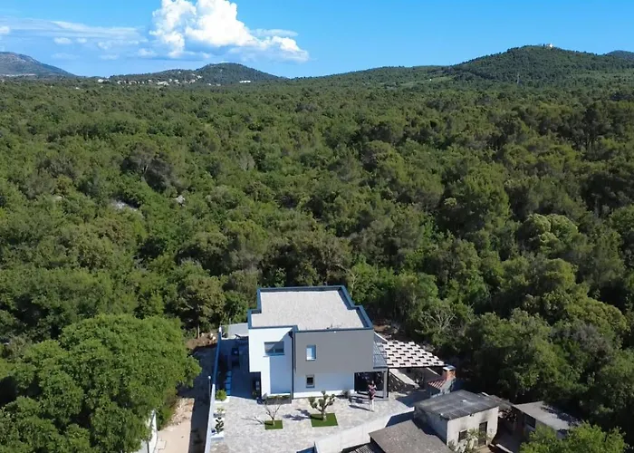 Luxury Colosseum Villa Šibenik